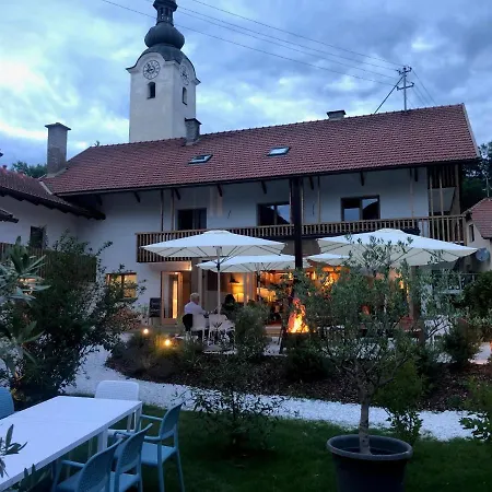 Hotel Und Restaurant 
