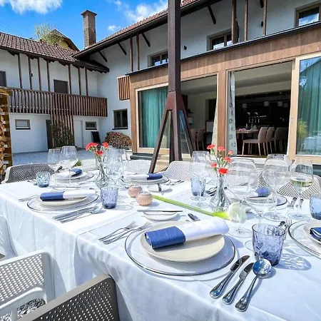 Und Restaurant 